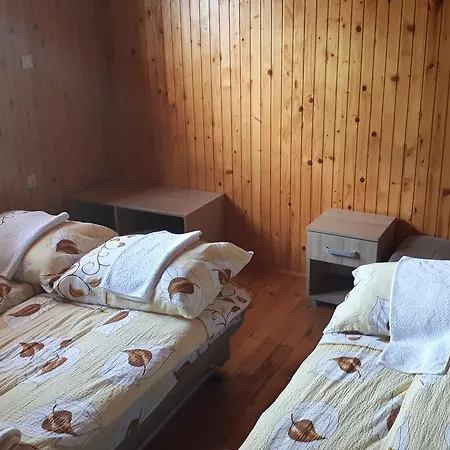 Etno Naselje Kum 3*