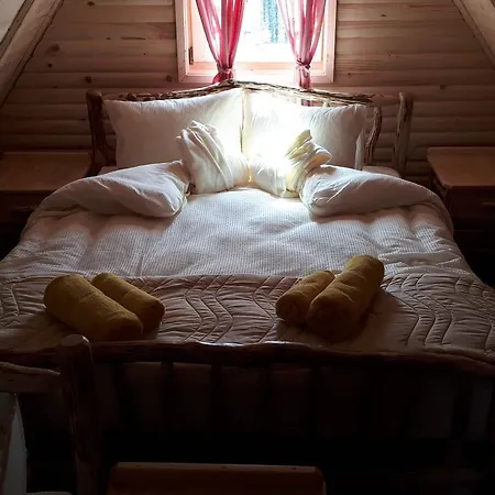 Etno Naselje Kum 4* Sokolac (East Sarajevo)