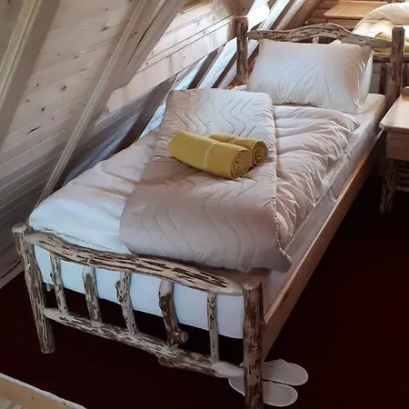 Etno Naselje Kum 3*