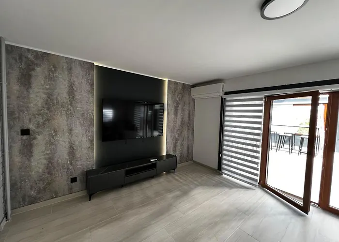 Alojamento de Acomodação e Pequeno-almoço Etno Naselje Kum Sokolac (East Sarajevo)